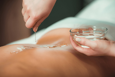 Balinese massage combining pressure and gentle stretching